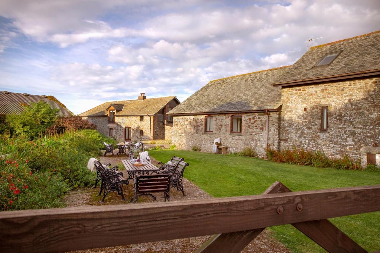 Downe Cottages Hartland Exterior foto