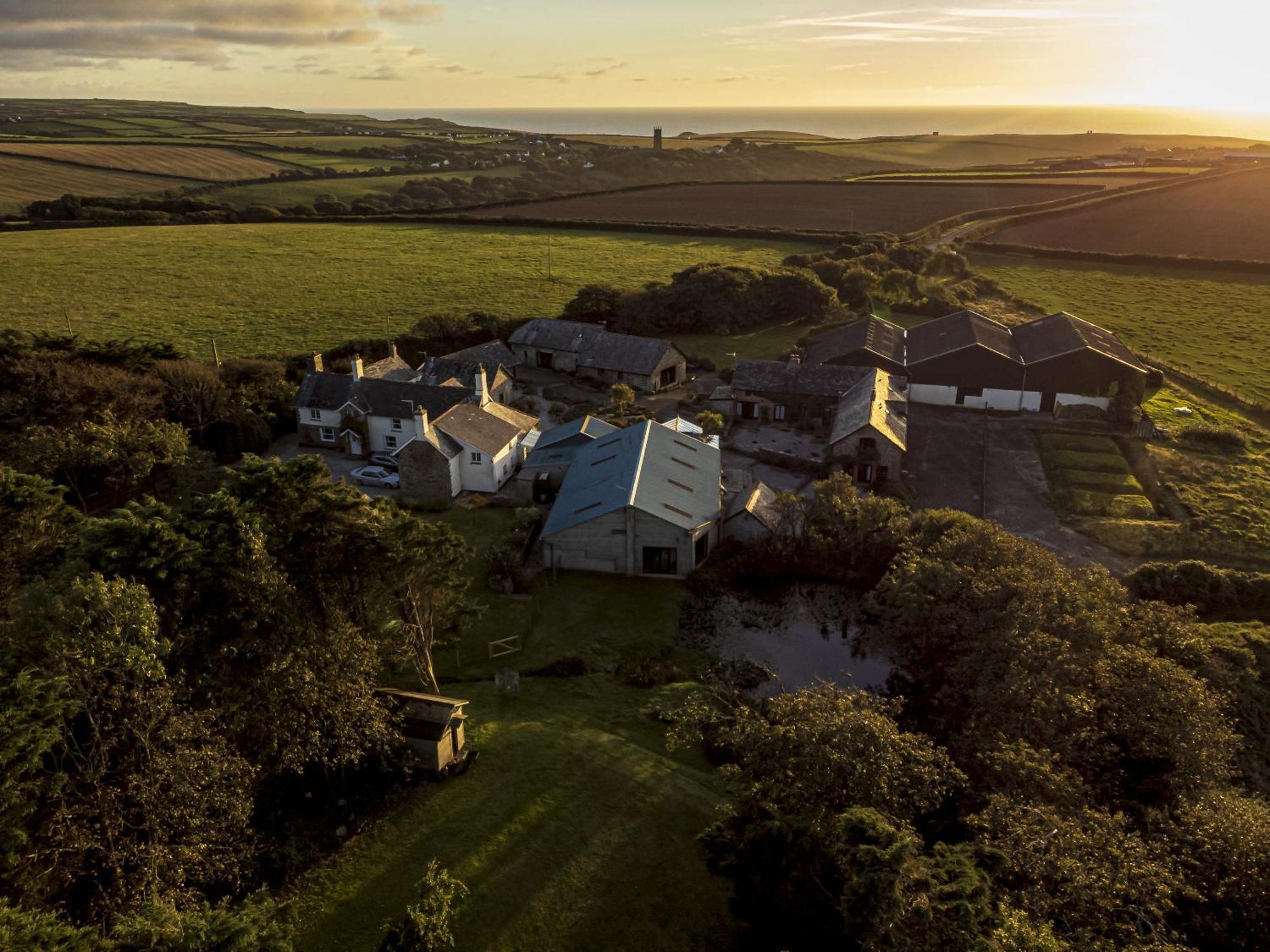 Downe Cottages Hartland Exterior foto
